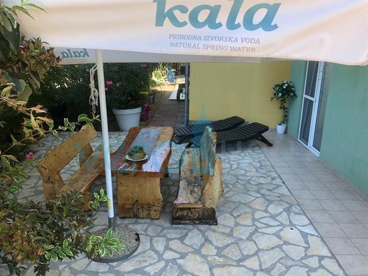 Otok Krk, uvala Soline, 1S stan, 57m2, prizemlje