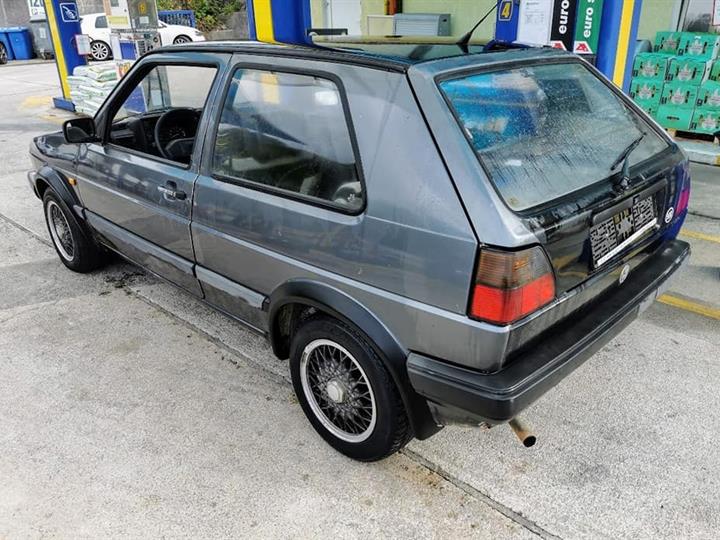 VW Golf 2