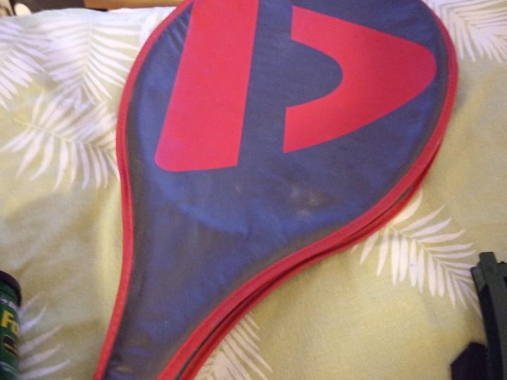 Reket za tenis Donnay s lopticama