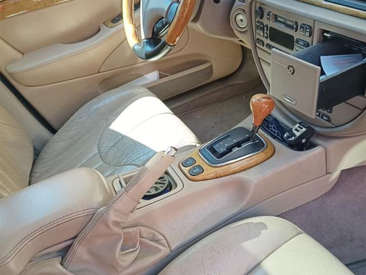 Jaguar S-tipe