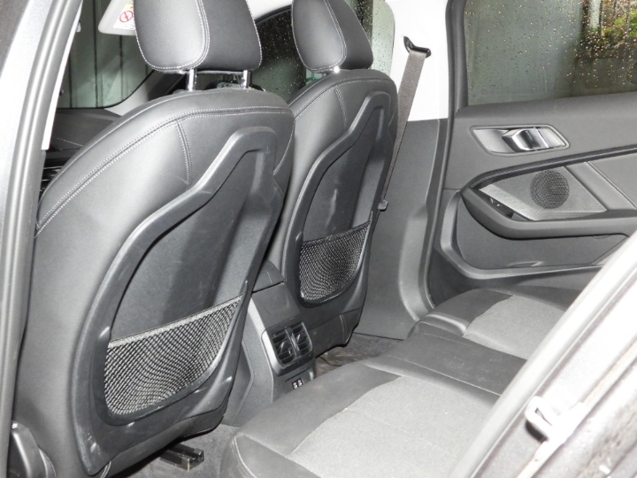 BMW serija 1 X drive 1.20 D aut
