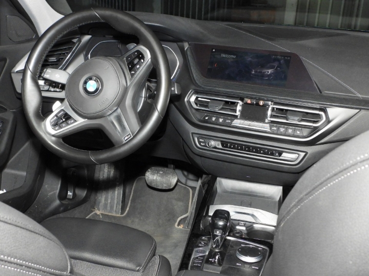 BMW serija 1 X drive 1.20 D aut