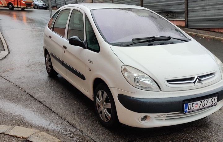 Citroen Xsara Picasso 1.6, reg. do 5/27. plin-benzin