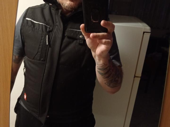 Engelbert Strauss, crni prsluk