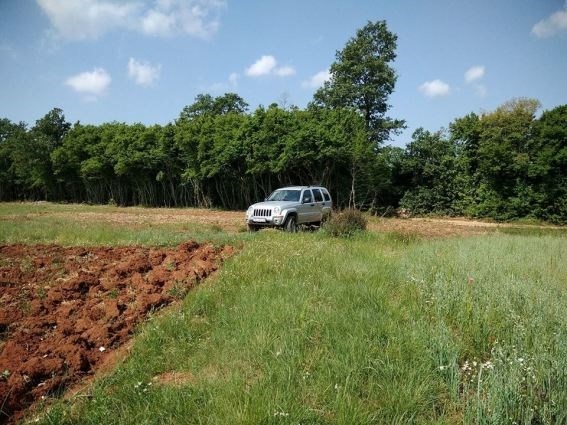 Zemljište 35.000 m2 (4 ,86€ m2)