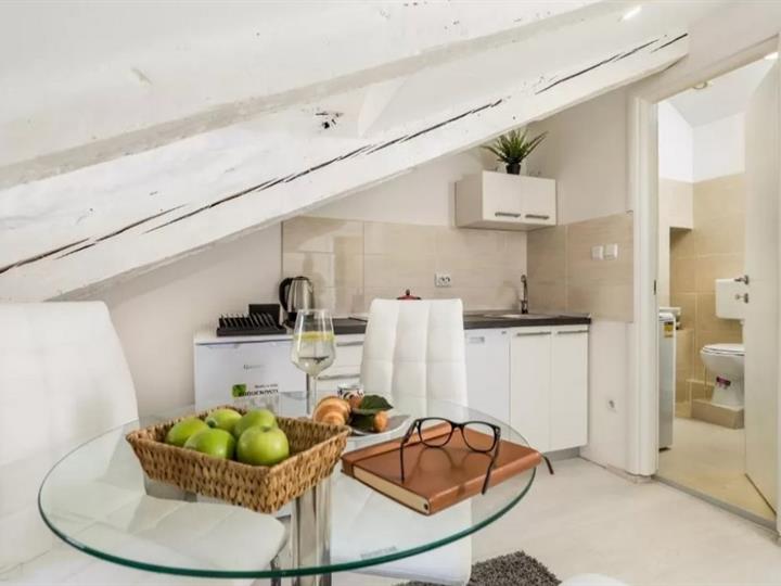 Centar, 50 m2, 1S+DB