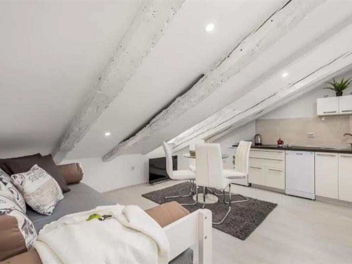 Centar, 50 m2, 1S+DB