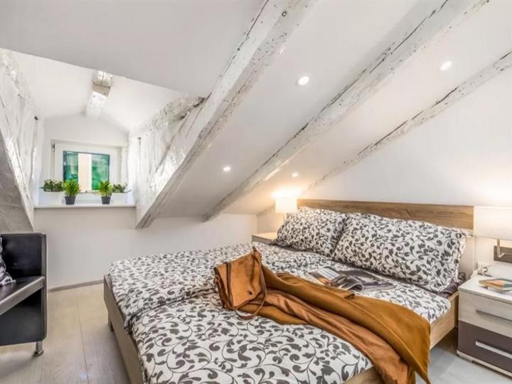 Centar, 50 m2, 1S+DB