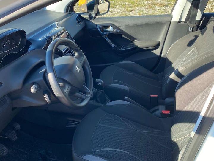 Peugeot 208 1.6 blue HDi 75