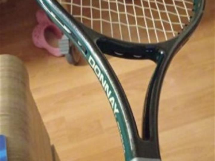 Prodajem ili mijenjam Donnay reket