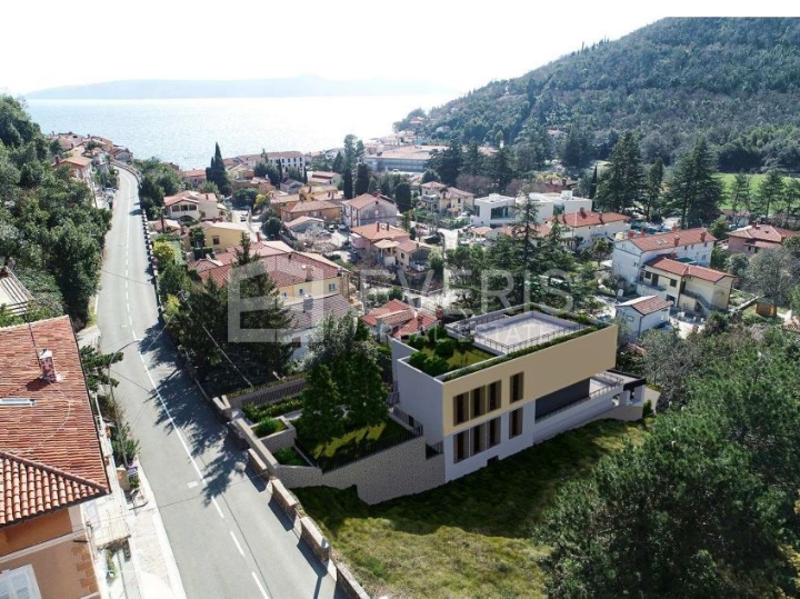 Mošćenička Draga, zemljište s projektom, 100m od mora