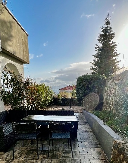 Rijeka-moderna garsonijera sa vrtom