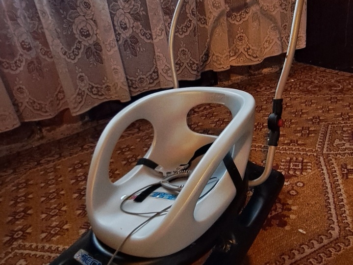 Dječji krevetić s madracem