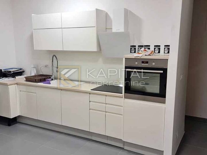 Rijeka centar, 2 adaptirana stana