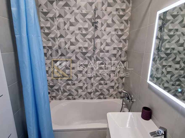 Rijeka centar, 2 adaptirana stana