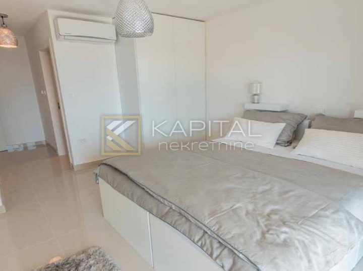 Opatija, villa s bazenom