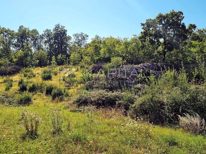 Viškovo, građevinski teren