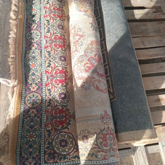 Tepisi, 7 kom. razne vel. poklanjam