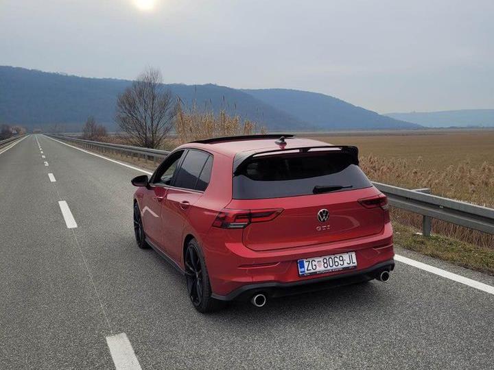 VW Golf 8 GTI