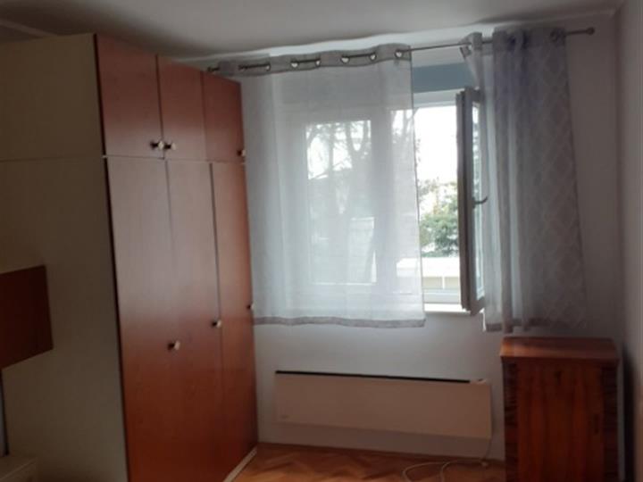 Iznajmljujem jednosoban stan