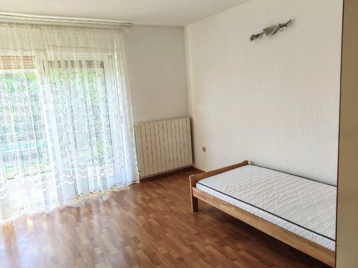 Jušići, stan za 5 radnika