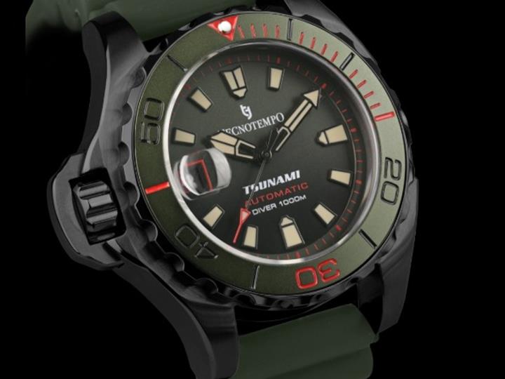 TECHNOTEMPO TSUNAMI PRO.DIVER'S SAT
