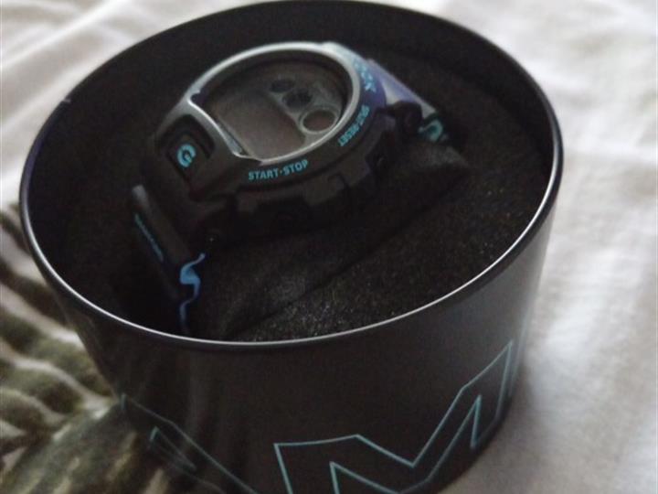 Casio DW-6900BDW-1DR G-shock