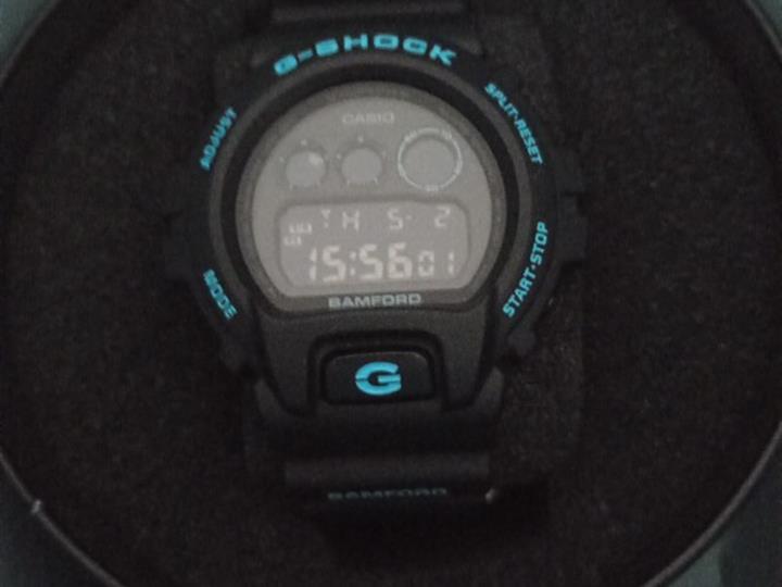 Casio DW-6900BDW-1DR G-shock