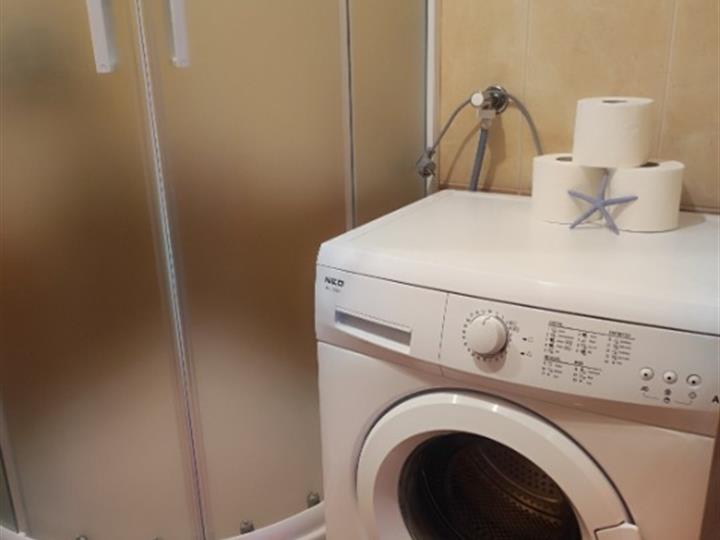 Srima, duži najam dvosobnog stana