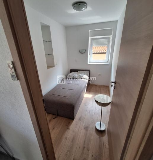 Rijeka, Bulevard, 33.72m2, 2S stan s pogledom na more