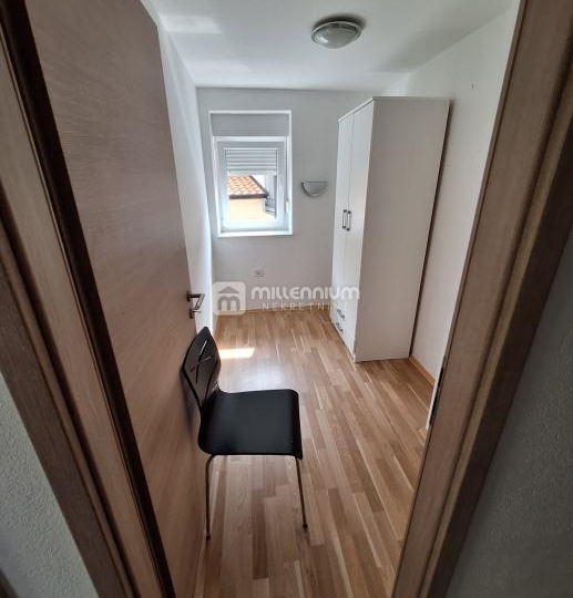 Rijeka, Bulevard, 33.72m2, 2S stan s pogledom na more