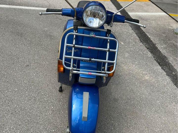 Vespa PX 200