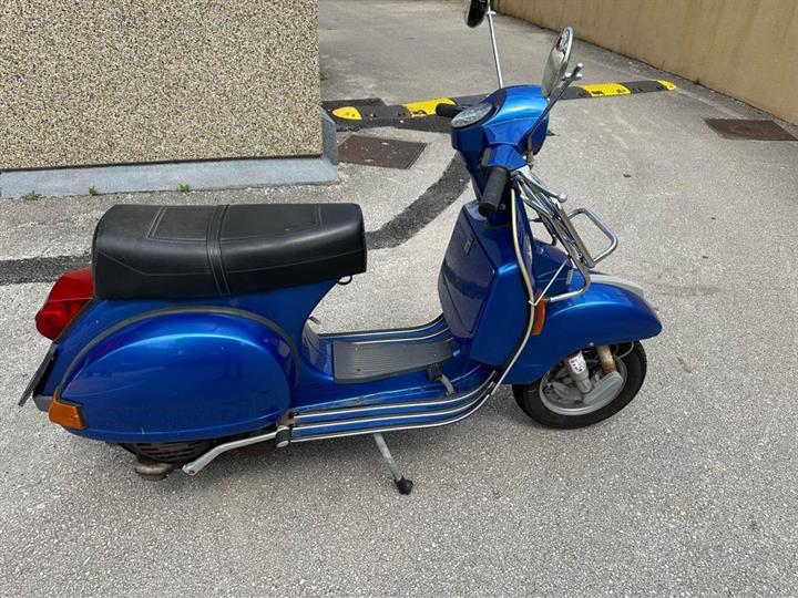 Vespa PX 200