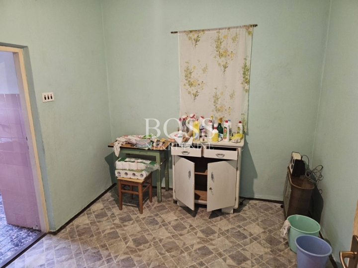 Čavle, samostojeća kuća 200m2, 190.000€