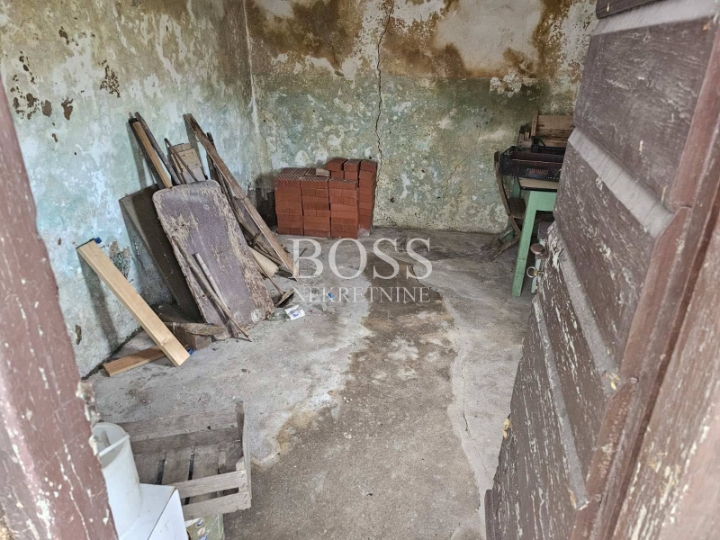 Čavle, samostojeća kuća 200m2, 190.000€