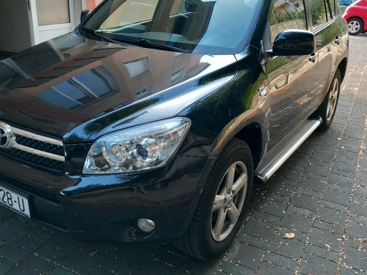 Toyota RAV4 2.2, D4D, 4x4 100 kW