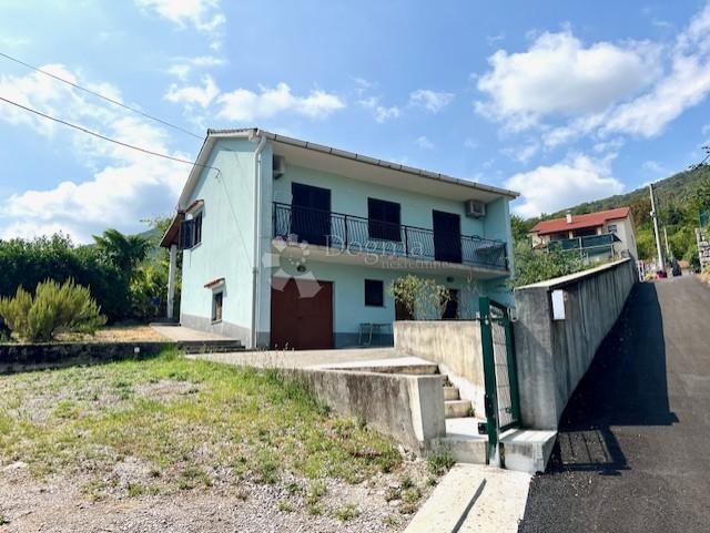Veprinac, odlična samostojeća kuća s pogledom