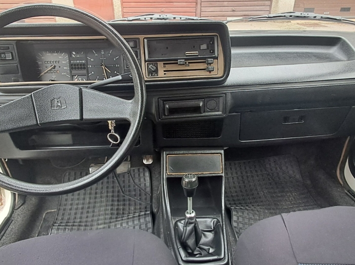 VW Golf I, dizel, 1.6, 40 kW, TAS