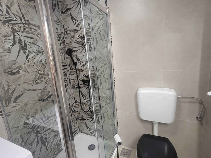 Vojak, iznajmljujem stan