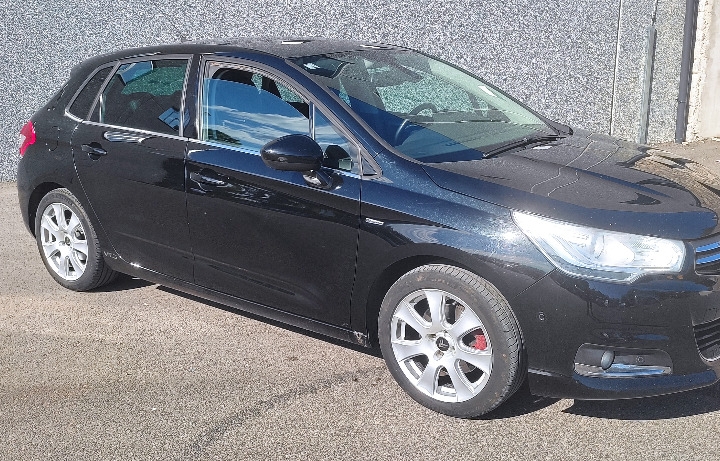 Citroen C4 2.0 HDI Exclusive 110 kw