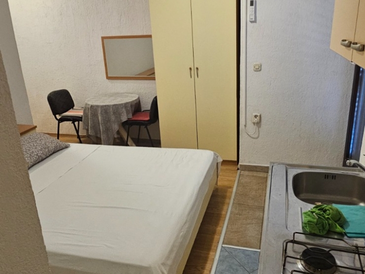 Iznajmljujem stan u Malinskoj