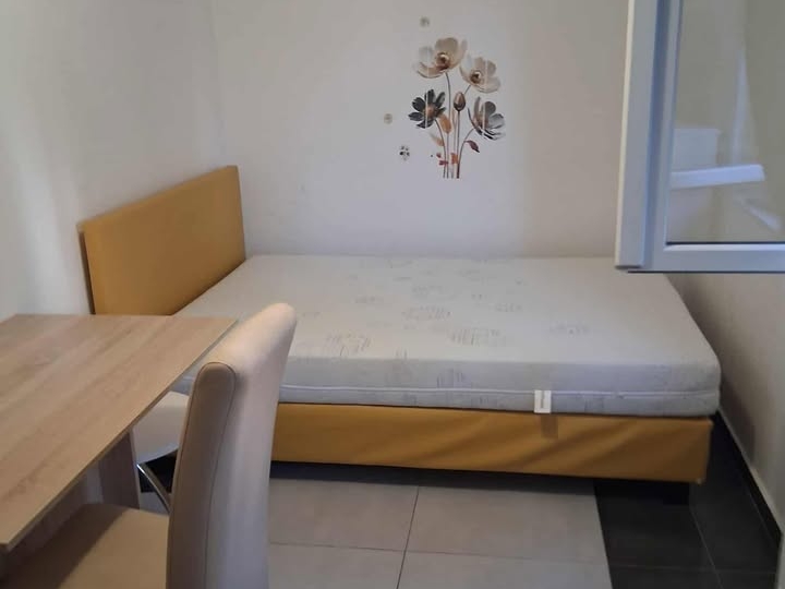 Zamet - Grbci, garsonijera