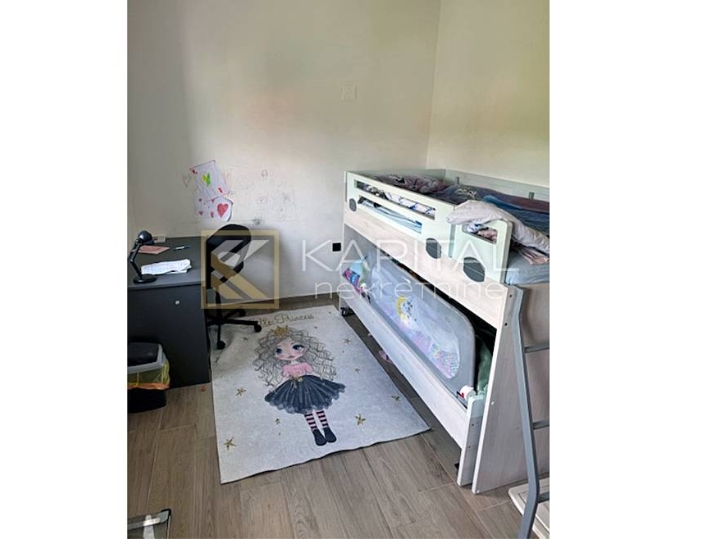 Viškovo centar, kuća s dva uređena stana