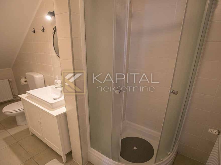 Bjelolasica - mali hotel sa 6.000 m2 terena