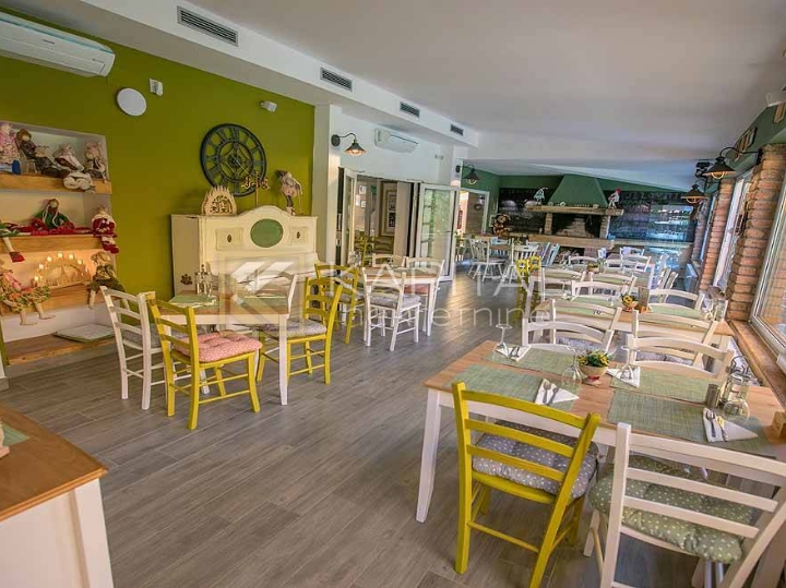 Bjelolasica - mali hotel sa 6000 m2 terena