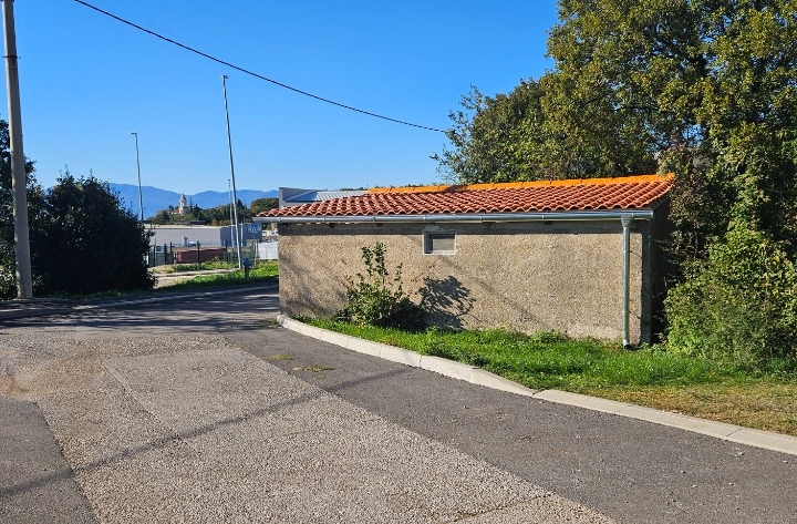 Garaža-slobodna od 01.04.26.