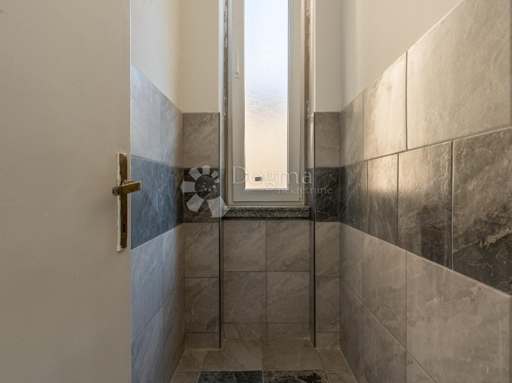 Rijeka, Centar, adaptiran 3S+DB i garaža