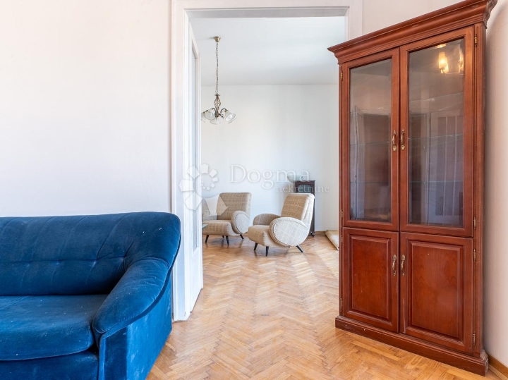 Rijeka, Centar, adaptiran 3S+DB i garaža