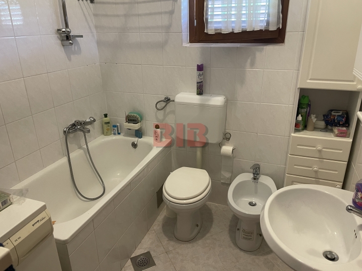 Crikvenica, 1S+DB + galerija, povoljno!!!