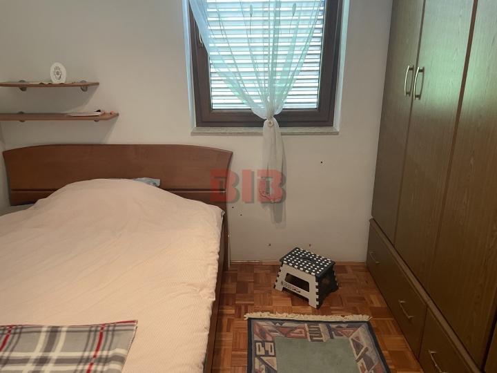 Crikvenica, 1S+DB + galerija, povoljno!!!